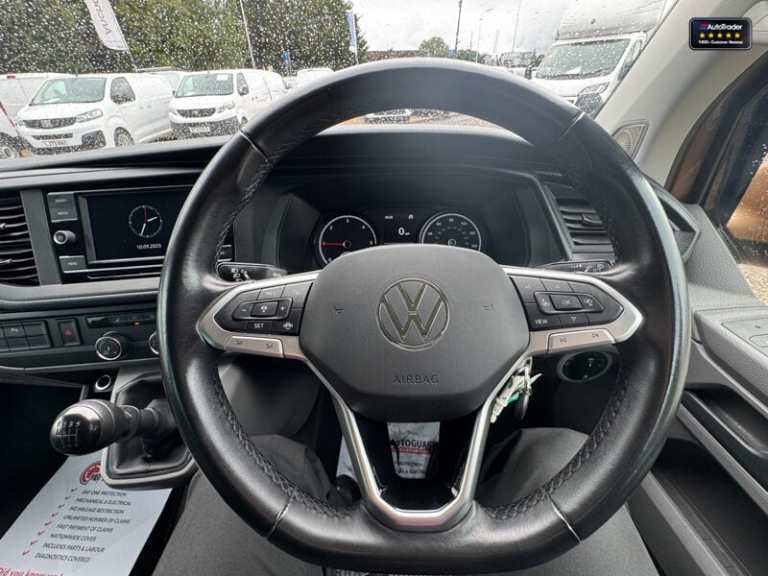 2023 Volkswagen Transporter Crew Cab LWB L2H1 T32 Tdi Kombi Highline Air Con Cam EURO 6 NO VAT Cr...