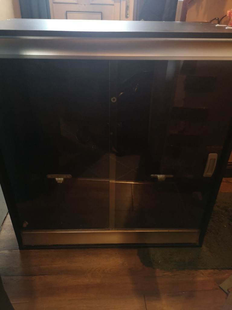 Black 3ft x 3ft Vivarium 