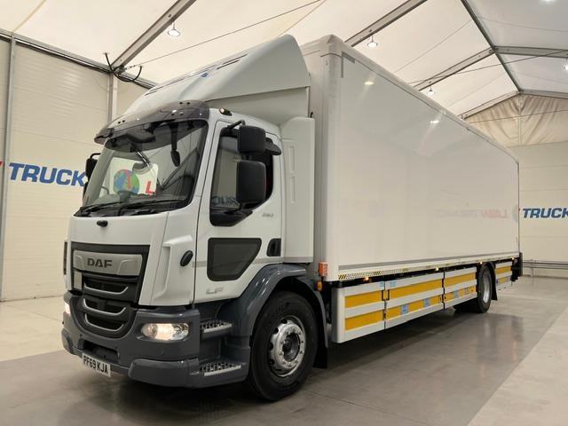 DAF LF 260 4x2 Day Cab Fridge Box 