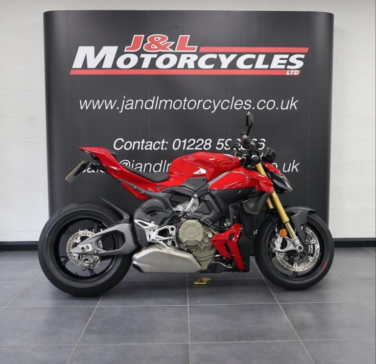 Ducati Streetfighter V4S 25 Model Year. Approved Used