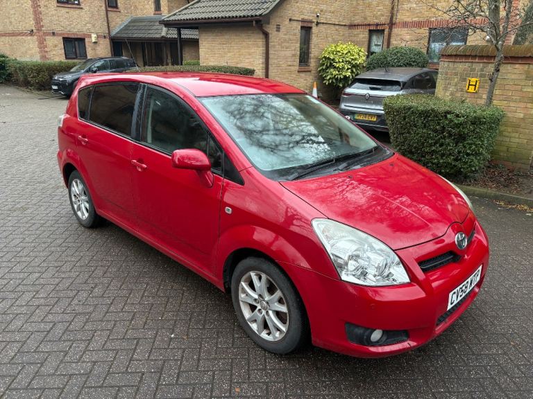 7 Seater Toyota VERSO 1.8 SR 2008 Auto 1.8 petrol,drives great,parking sensors,full serv. history 