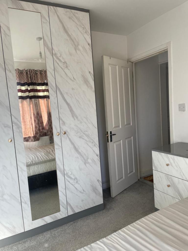 Room to rent