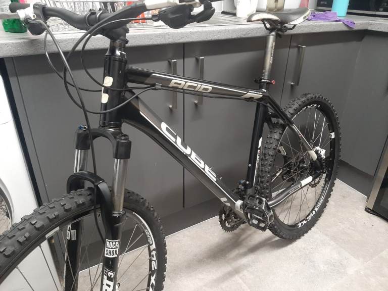 Cube acid mountain bike 26"wheels 