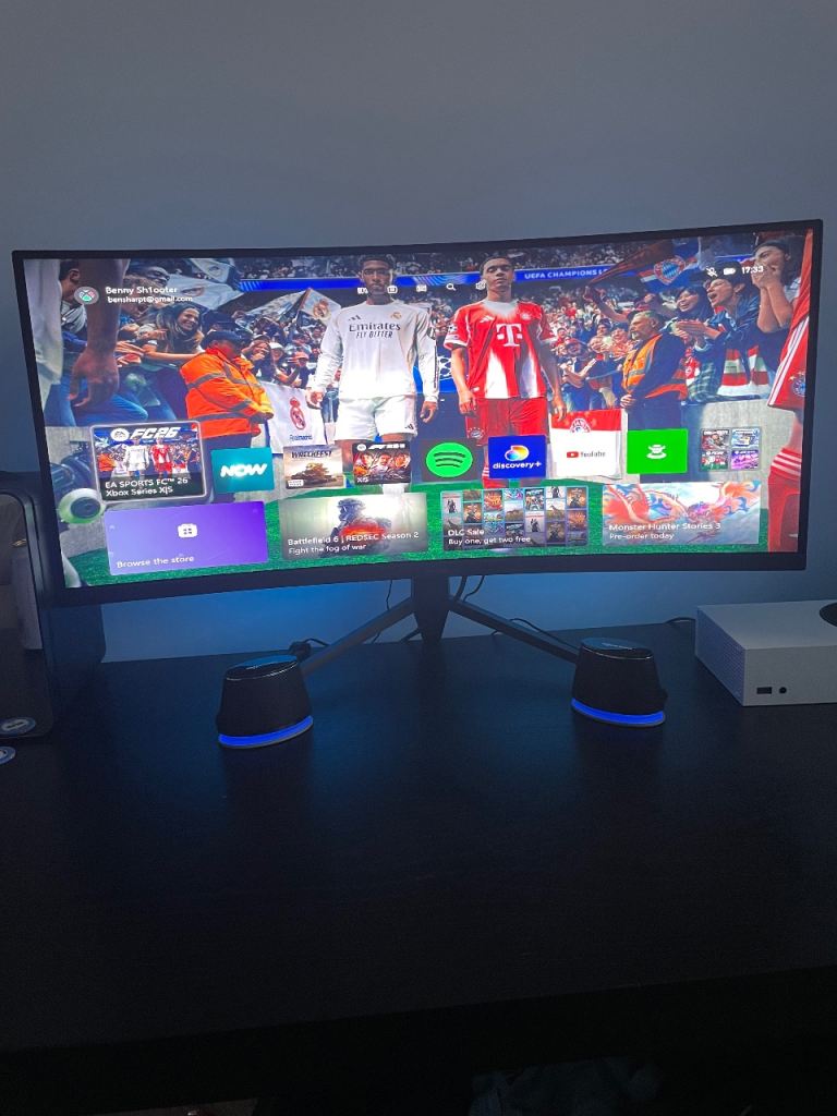 Xbox series s + 34” curved gaming monitor and extras