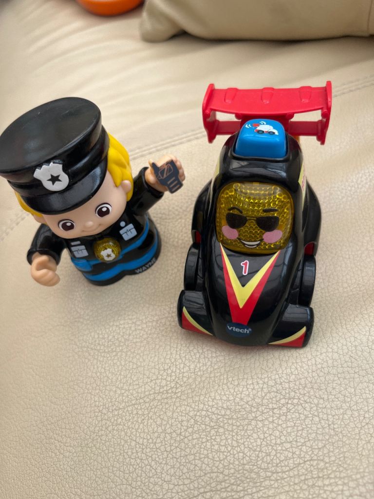 VTech Toot-Toot Drivers Police Car and Officer Toy