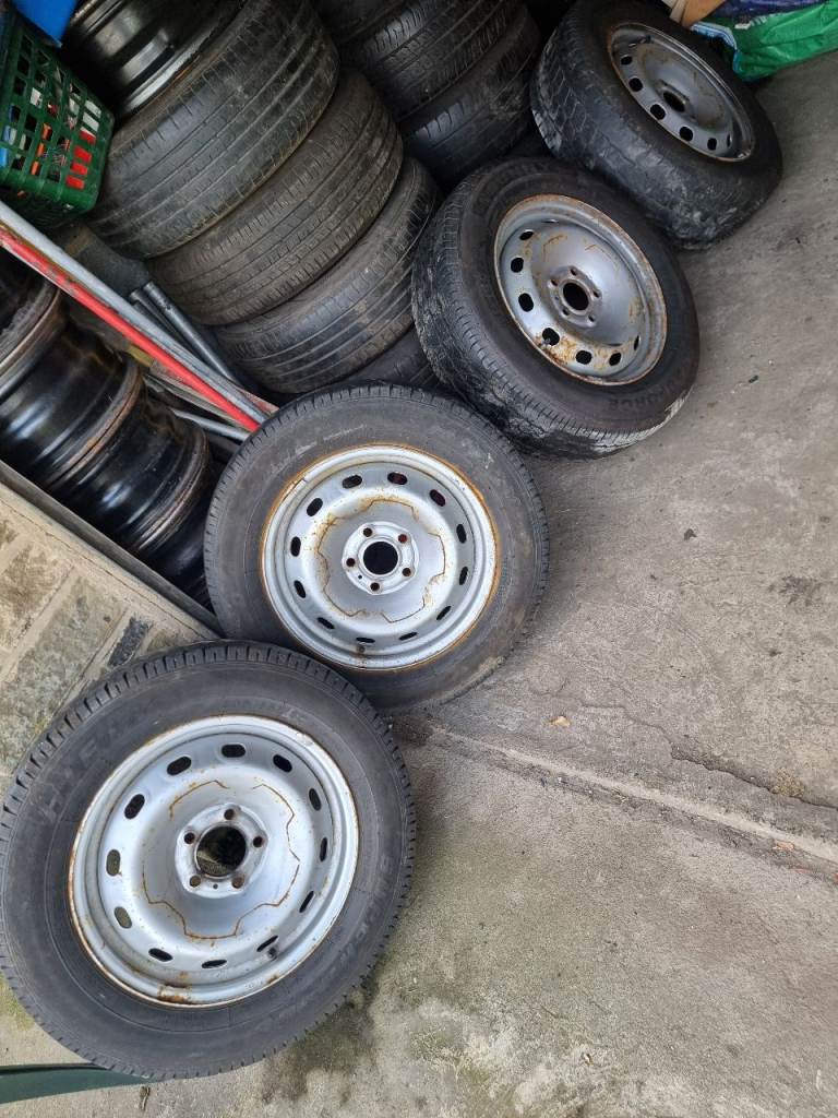 4x 2014 and onwards wheels and tyres for Vauxhall vivaro and rensult traffic vans tyre 205 65 16c 