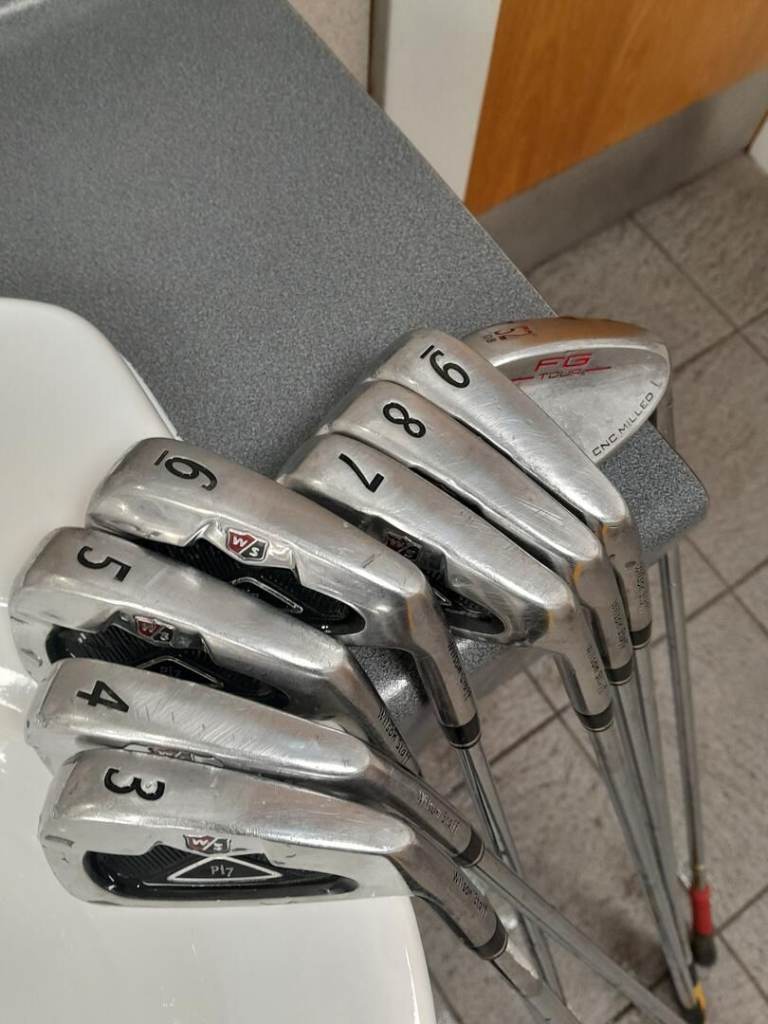 Wilson Pi7 iron set 3 to 9 plus Wilson FG Tour 52 deg wedge.