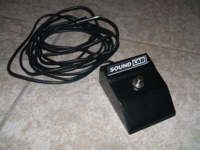 SOUNDLAB GUITAR AMPLIFIER FOOTSWITCH LATCHING - CHANNEL CHANGER - BOXED