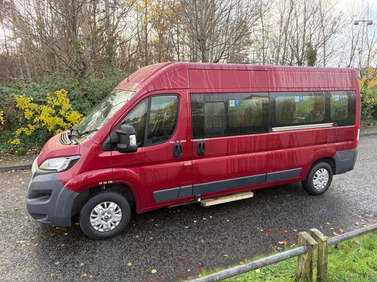 2016 Peugeot Boxer 335 2.2hdi 6spd 130ps Lwb 14 Seat Minibus _ *Only 11,550 Mls*