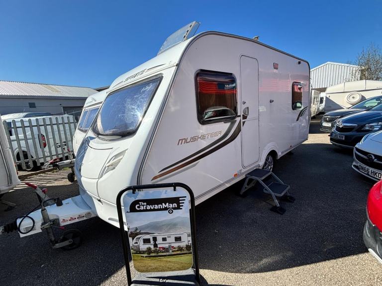 SPRITE MUSKETEER 5 berth , lightweight 