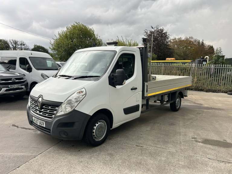 2017 Renault Master 2.3 SINGLE CAB Dropside FWD LL35 LWB ENERGY dCi 145 Dropside Diesel Manual