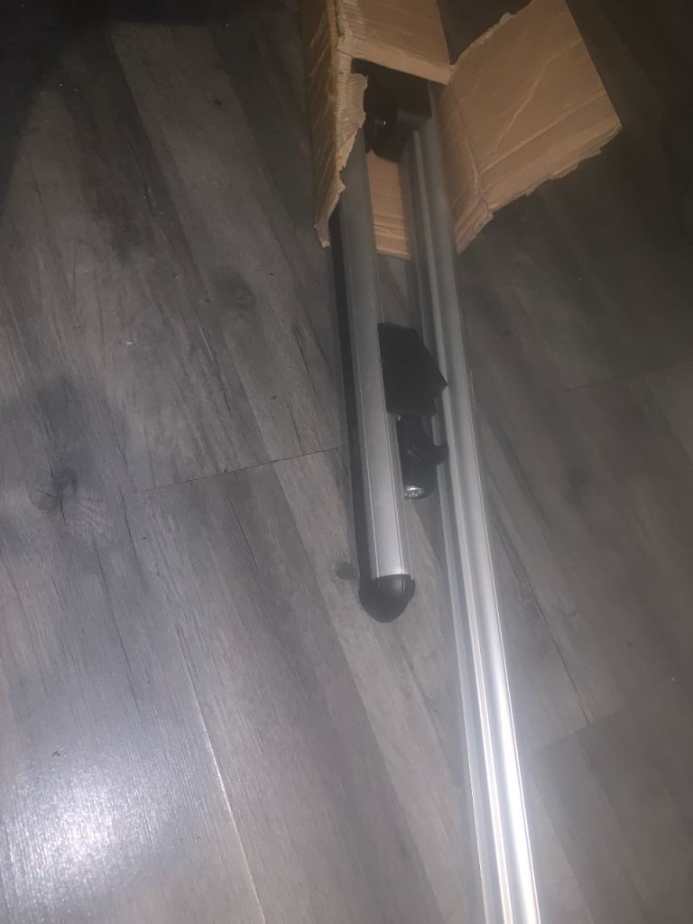 Suzuki swace 2021 hybrid roof racks 