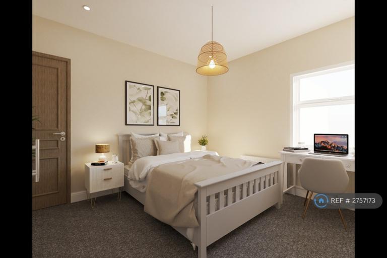 2 bedroom flat in The Promenade, Swansea, SA1 (2 bed) (#2757173)