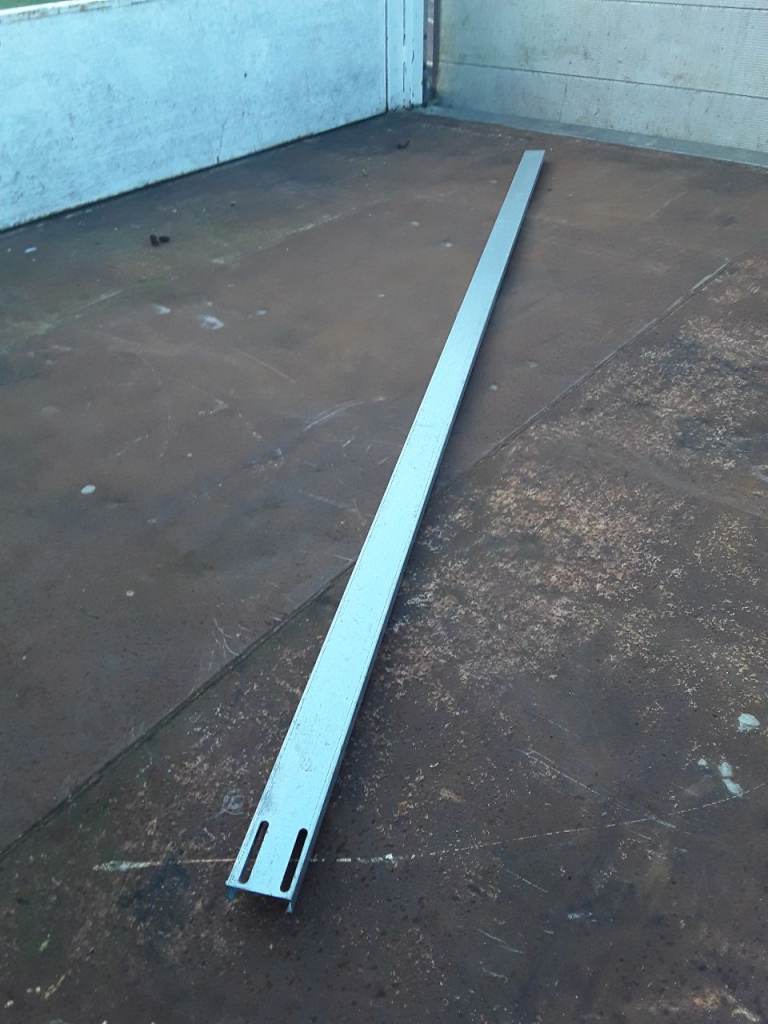 2.5 mt long galvanised 50 mm wide profile trays brand new