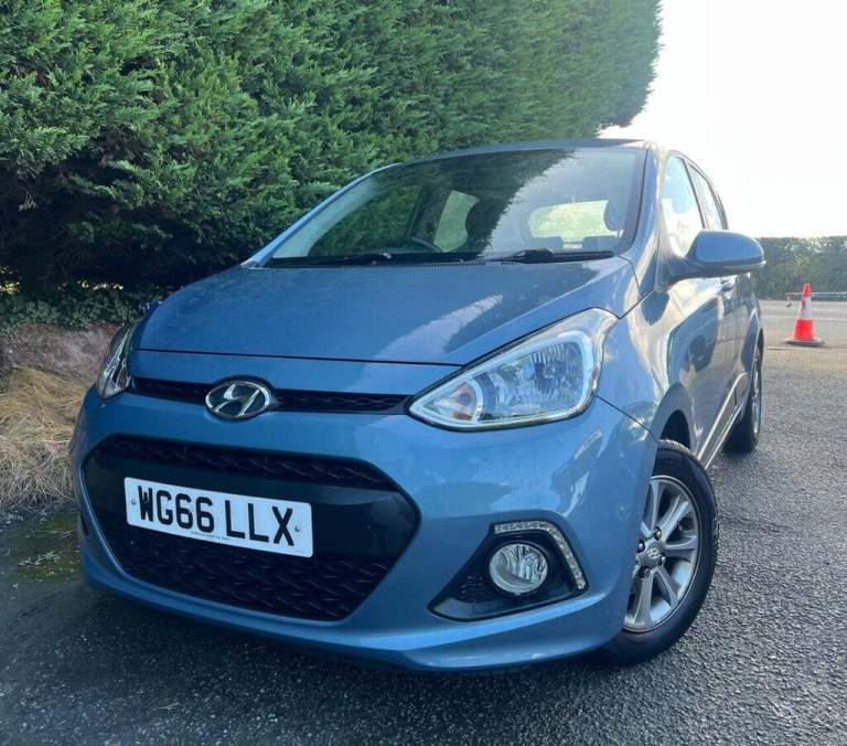 2016 Hyundai i10 1.2 Premium Hatchback 5dr Petrol Auto Euro 6 (87 ps) Hatchback Petrol Automatic