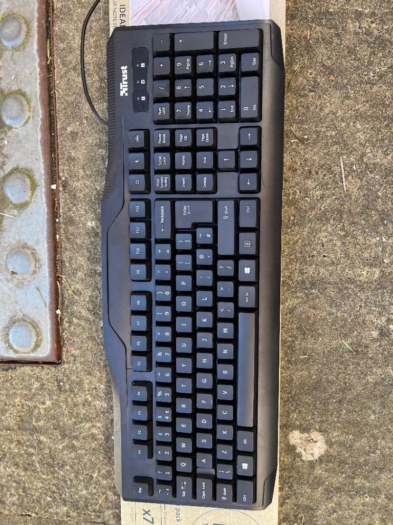 Trust keyboard wired 