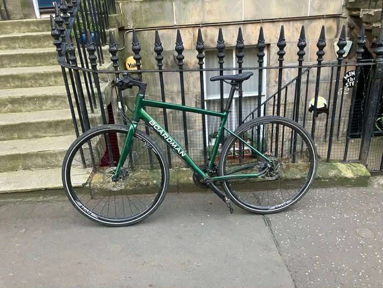 Boardman HYB 8.6 Mens Hybrid Bike - Green, Medium 