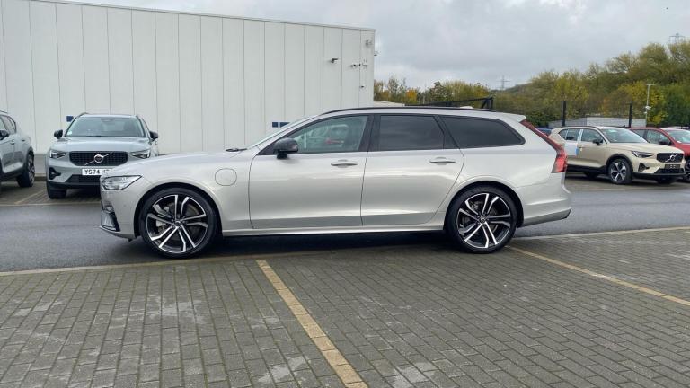 2024 Volvo V90 2.0h T8 18.8kWh Ultra Estate 5dr Petrol Plug-in Hybrid Auto AWD Euro 6 (s/s ESTATE...