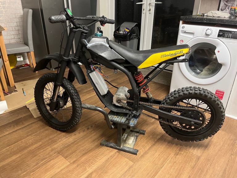 Malaguti grizzly 12 e converted 