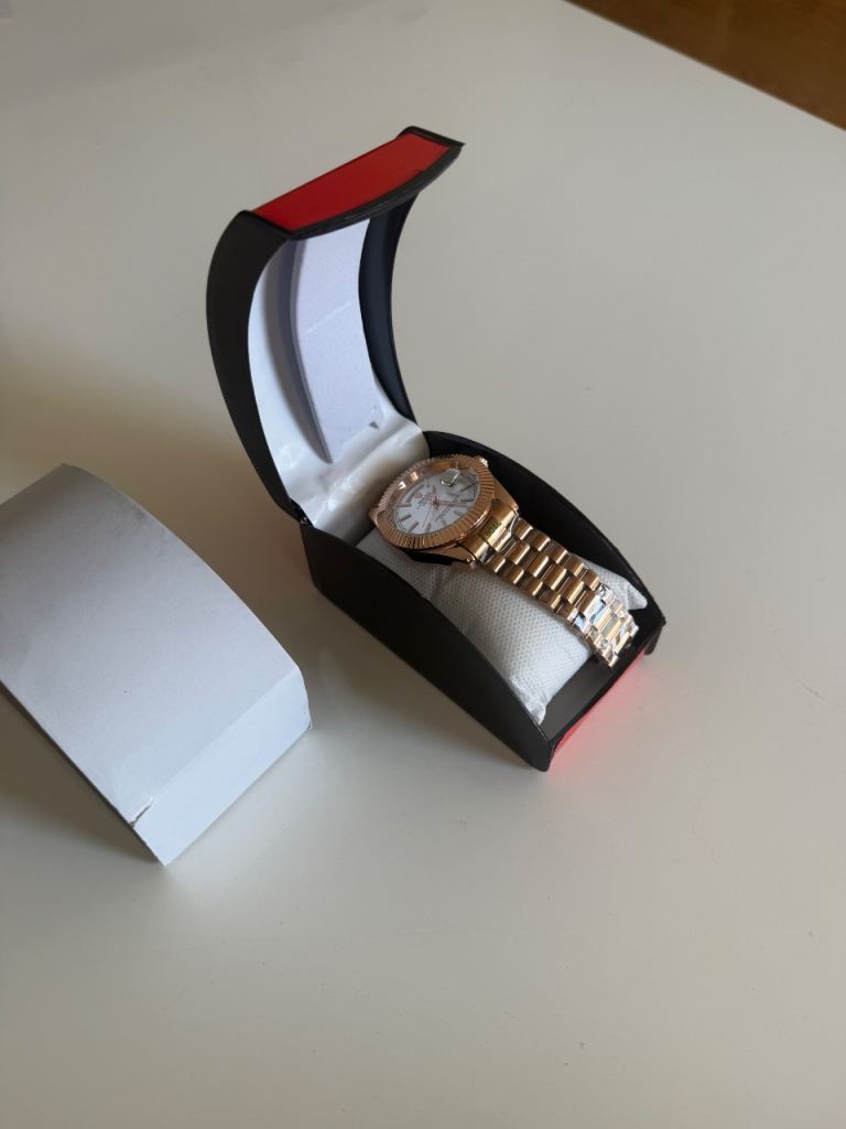 Men’s watch Rolexx oyster perpetual watch - Rose Gold 