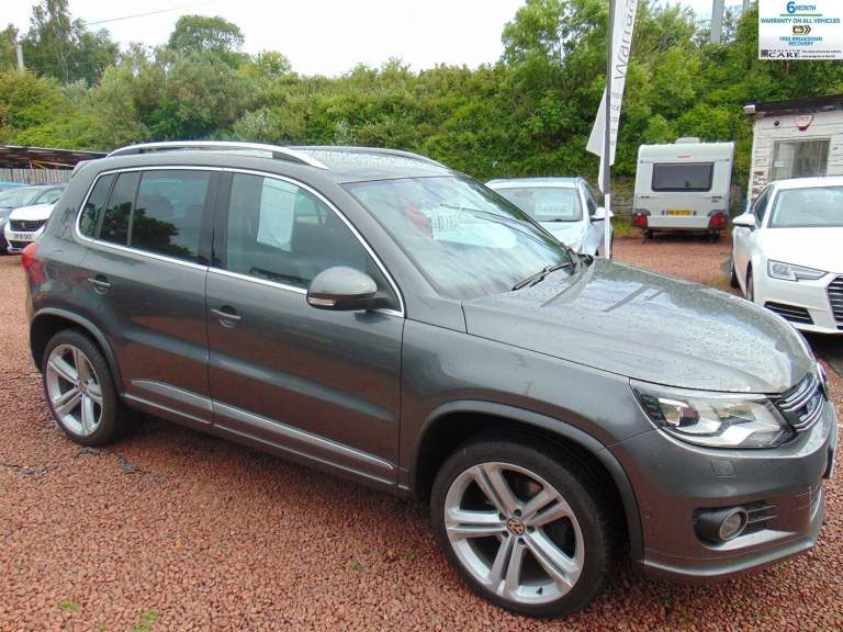 VOLKSWAGEN TIGUAN 2.0 TDI BlueMotion Tech R-Line * 11 SERVICE STAMPS * MOT