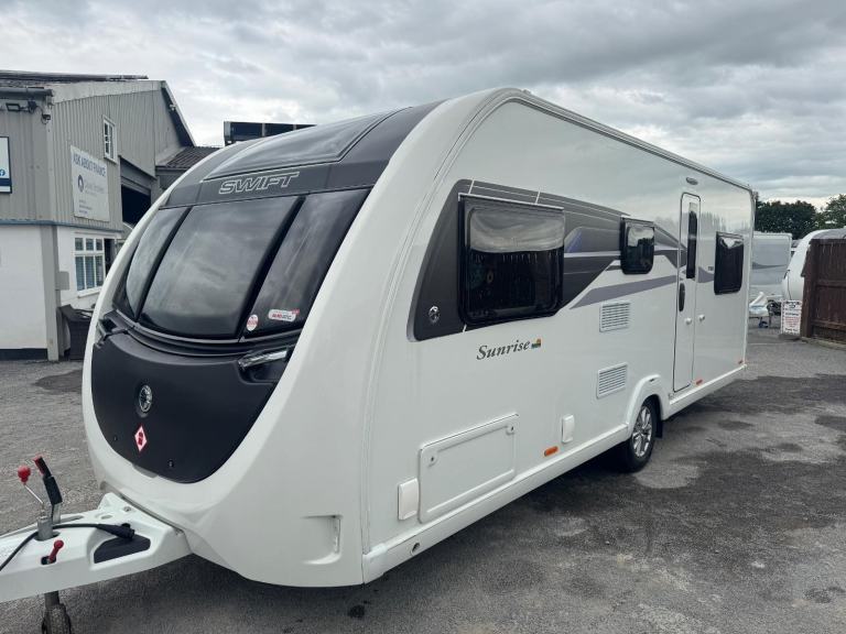 Swift Sprite Sunrise 590 / 6 berth 2023