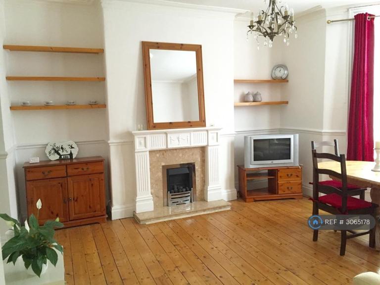 1 bedroom flat in Second Avenue, Newcastle Upon Tyne, NE6 (1 bed) (#3065178)