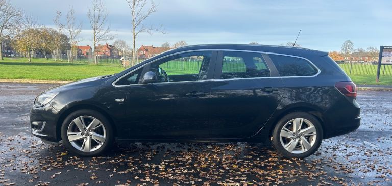 Vauxhall, ASTRA, Hatchback, 2013, Manual, 1956 (cc), 5 doors