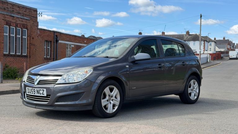 vauxhall astra