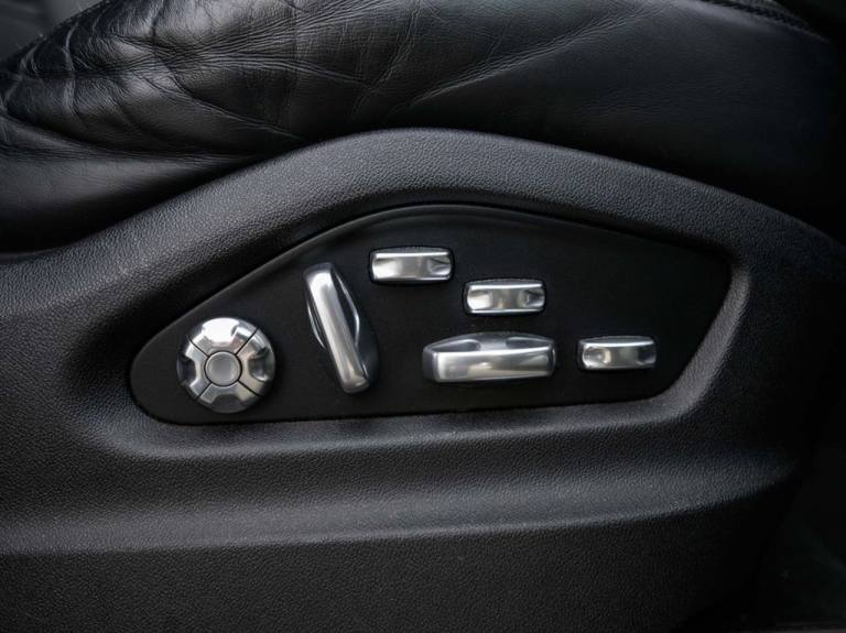 2018 Porsche Cayenne 4.0T V8 Turbo SUV 5dr Petrol TiptronicS 4WD Euro 6 (s/s) (550 ps) ESTATE Pet...