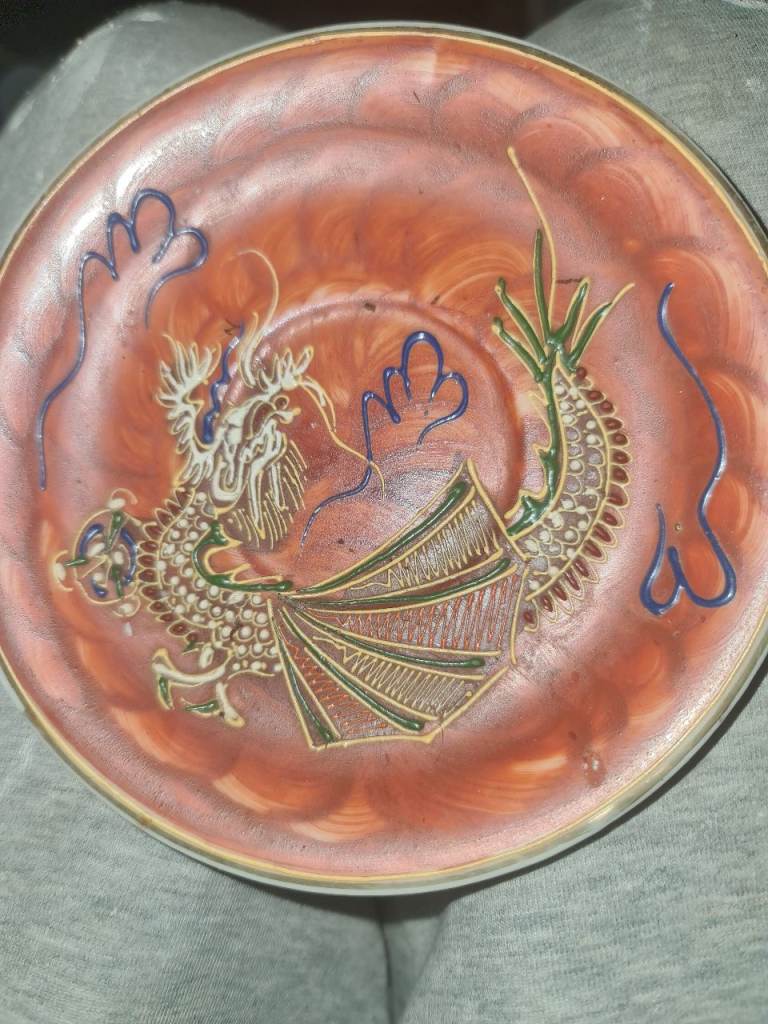 Japanese dragonware Teapot and Saucer