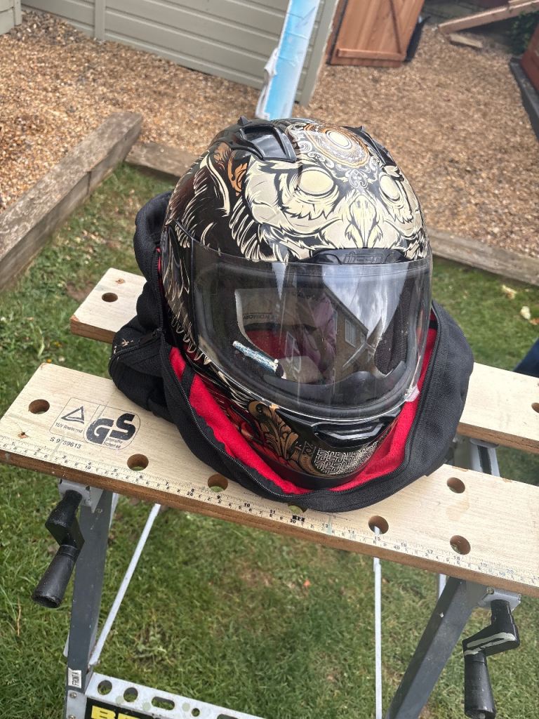 Motor bike helmet