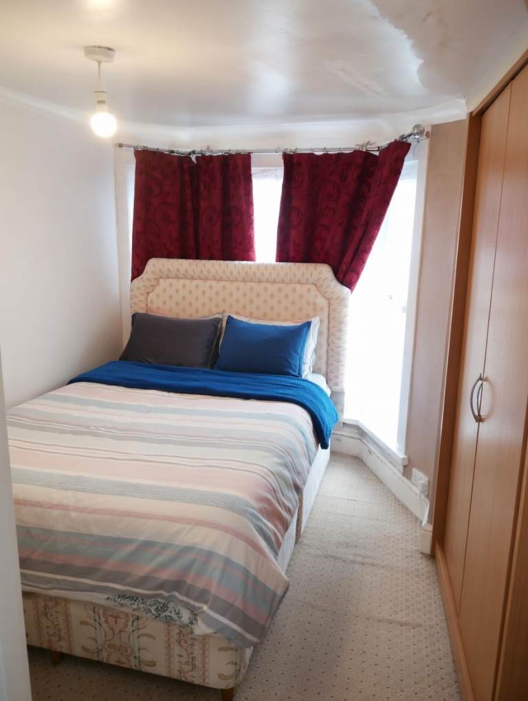 One bedroom self contained flat