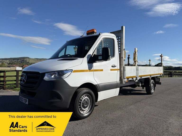 2023 Mercedes-Benz Sprinter 3.5t Progressive Chassis Cab CHASSIS CAB DIESEL Manual