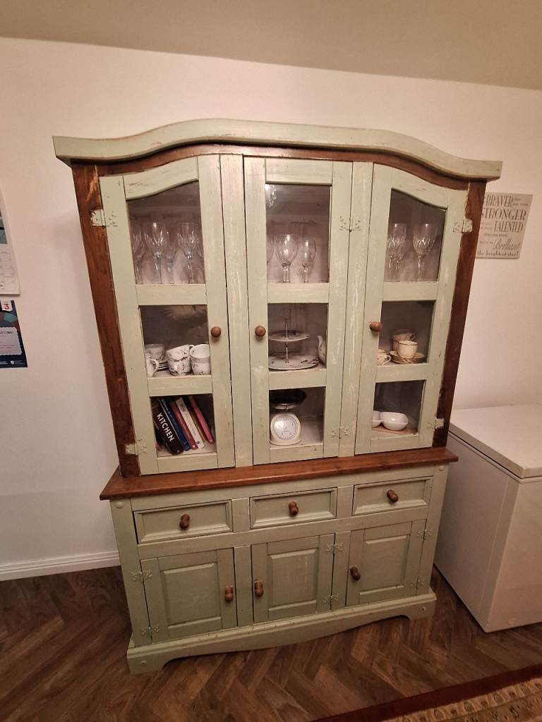 Dinning room dresser