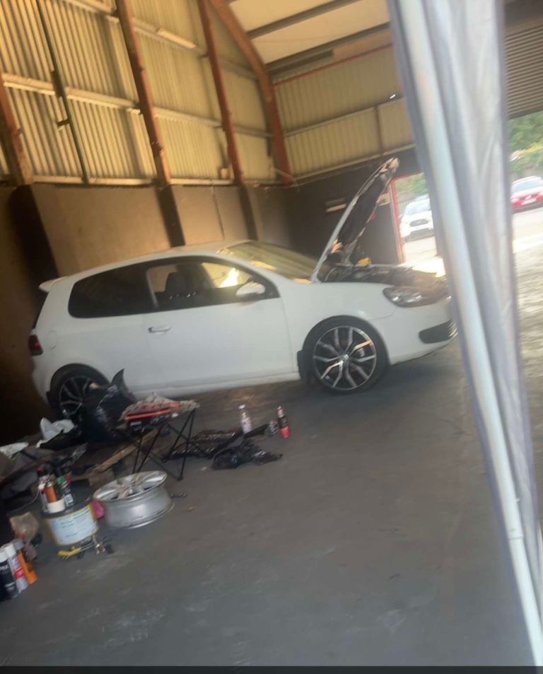 Volkswagen, GOLF, Hatchback, 2011, Manual, 1598 (cc), 3 doors