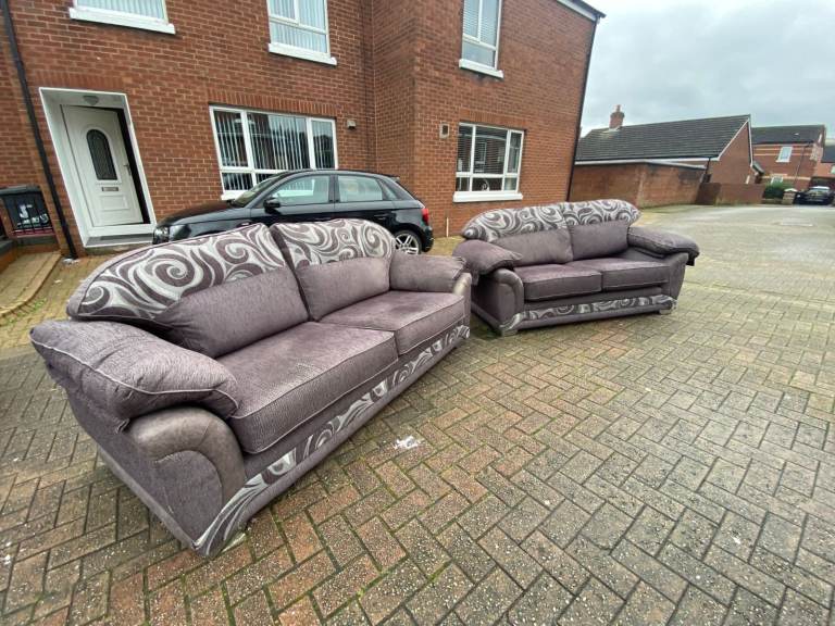 Modern 3 and 2 seater sofa in a tan fabric   Only £225