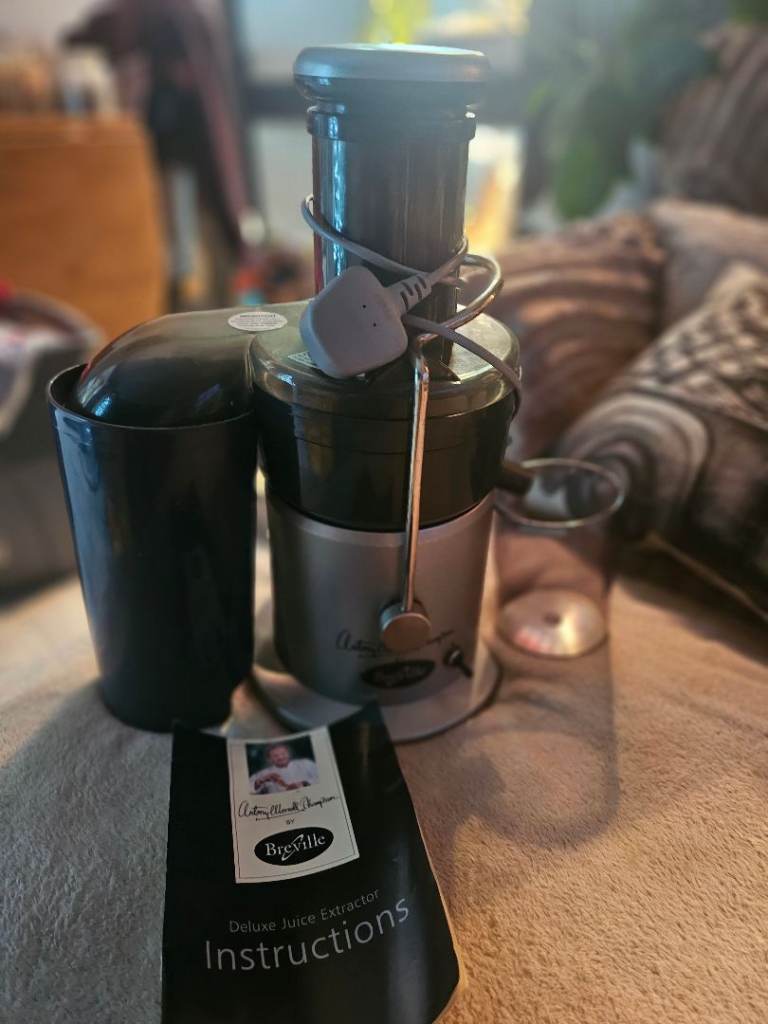 Breville Anthony warrell thompson juicer deluxe juice extractor 