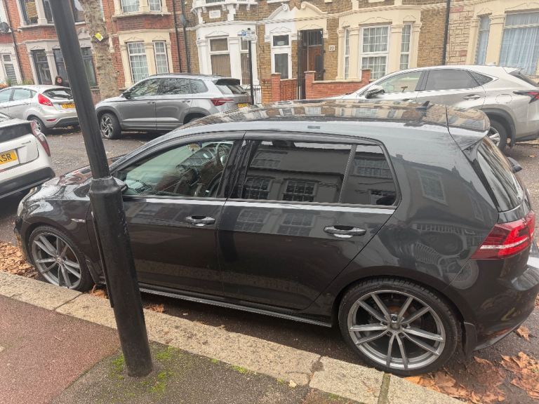 Volkswagen, GOLF, Hatchback, 2016, Semi-Auto, 1968 (cc), 5 doors