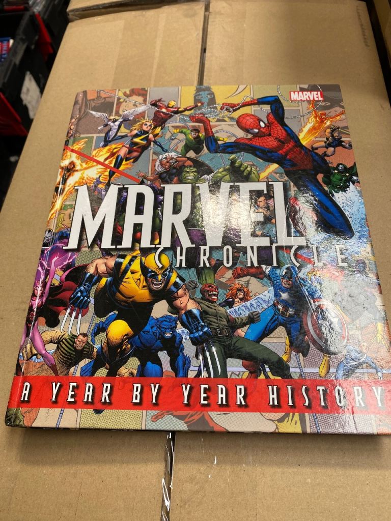 Marvel Chronicle: A Year by Year History Book – Good Condition