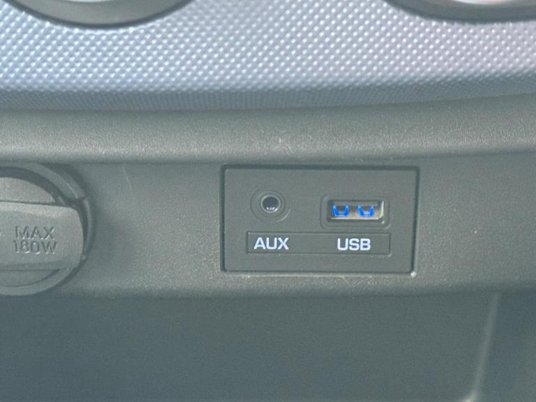 2015 Hyundai i10 1.2 SE 5dr HATCHBACK PETROL Manual