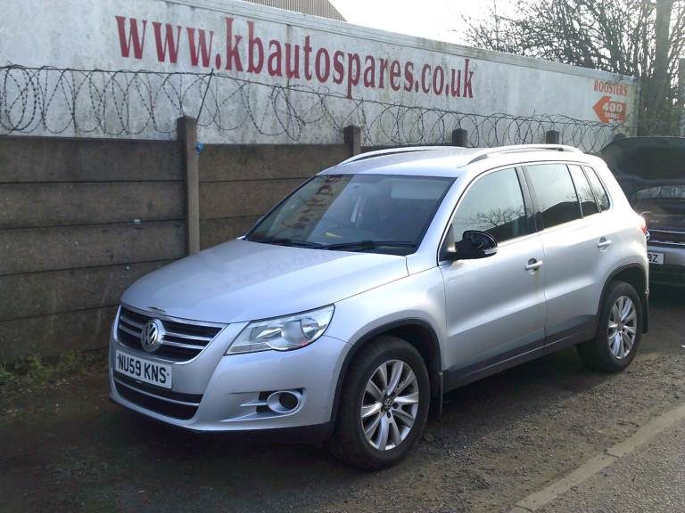 breaking for spares vw tiguan 2010 2.0 tdi 4 motion