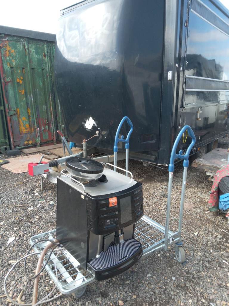 Catering equipment commercial Bean to cup espresso coffee machine trailer restaurant kitchen item 