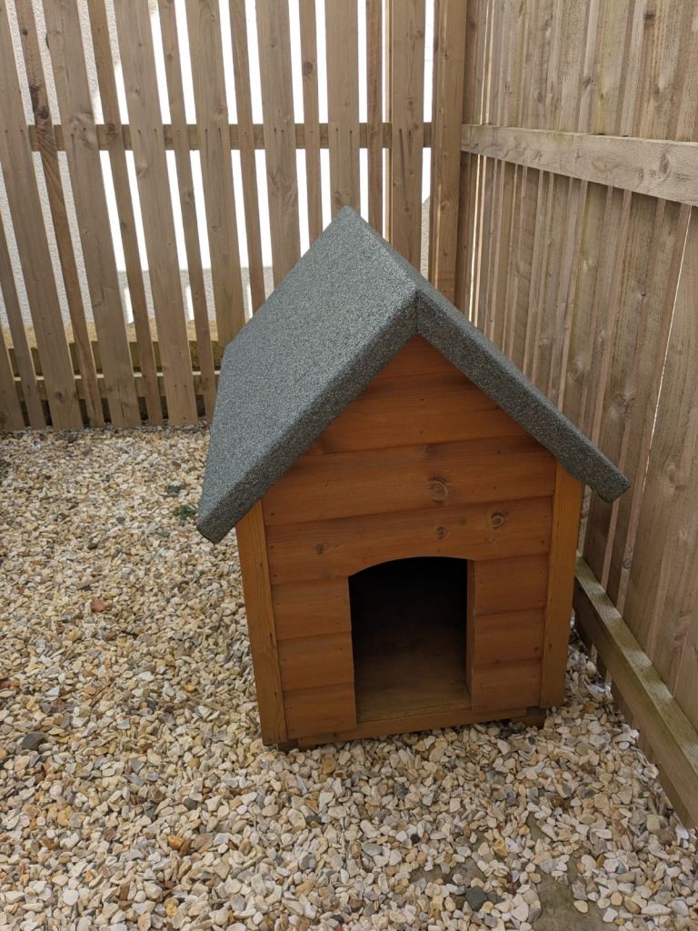 Wooden Dog Kennel