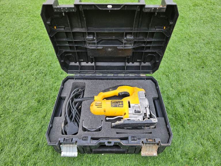 DeWalt DW331K Jigsaw