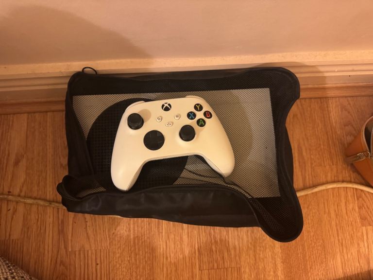 XBOX SERIES S (WHITE)