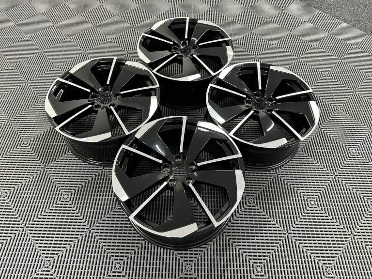 18 19″ Skoda Comet Style Alloys Octavia Scout superb Karoq Kodiaq Enyaq A3 Vw Golf 5x112