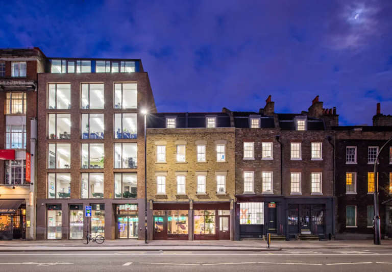 *Aldgate East* Private Serviced Offices: Units from 4 to 580 desks for rent E1