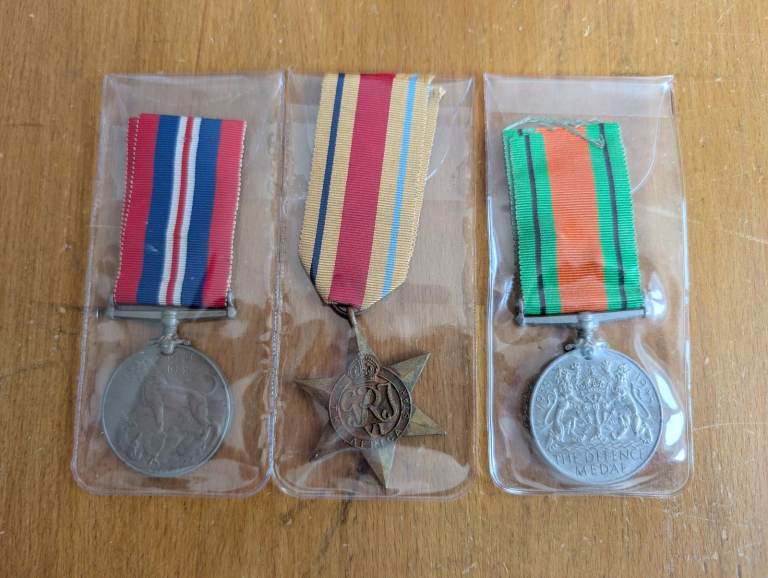 WWII WW2 British 3 x Medal Set : The War Medal + The Defence Medal + Africa Star