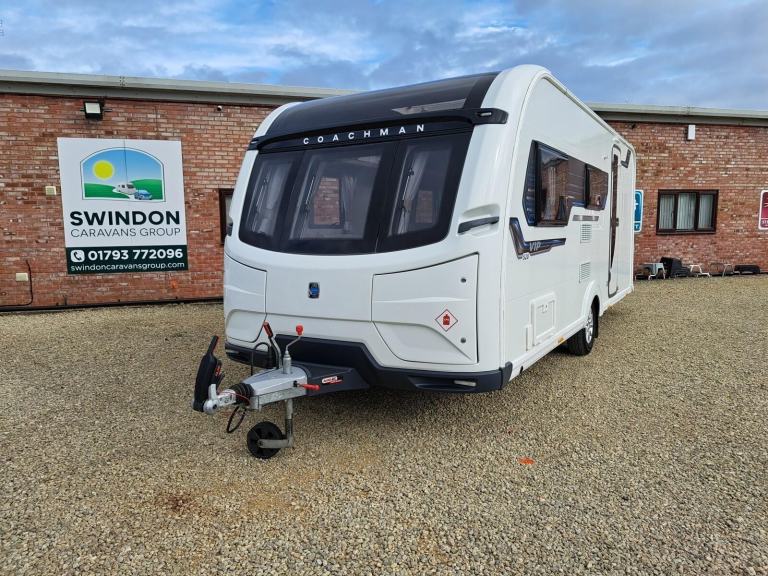 2019 Coachman Vip 520